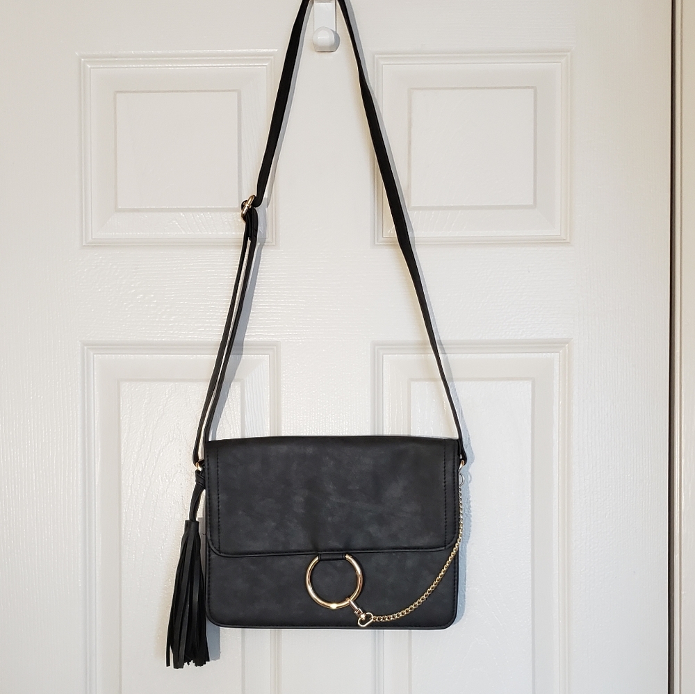 Gold hardware crossbody - Picture 2 of 4